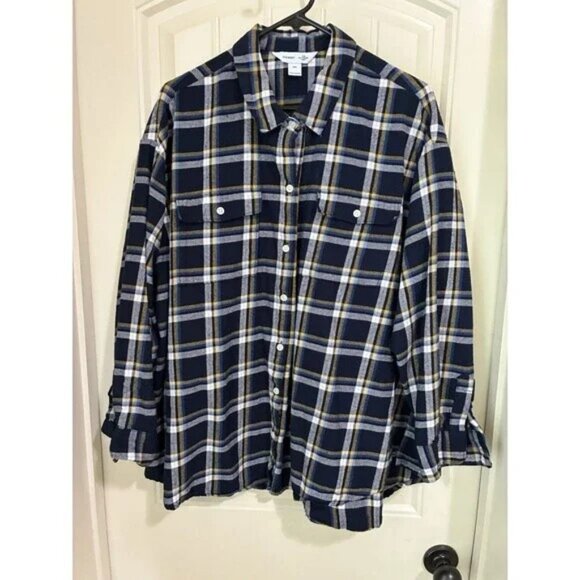 Old Navy Tops - Old Navy Boyfriend Fit NAVY Plaid Flannel Button Down Shirt Size XXL